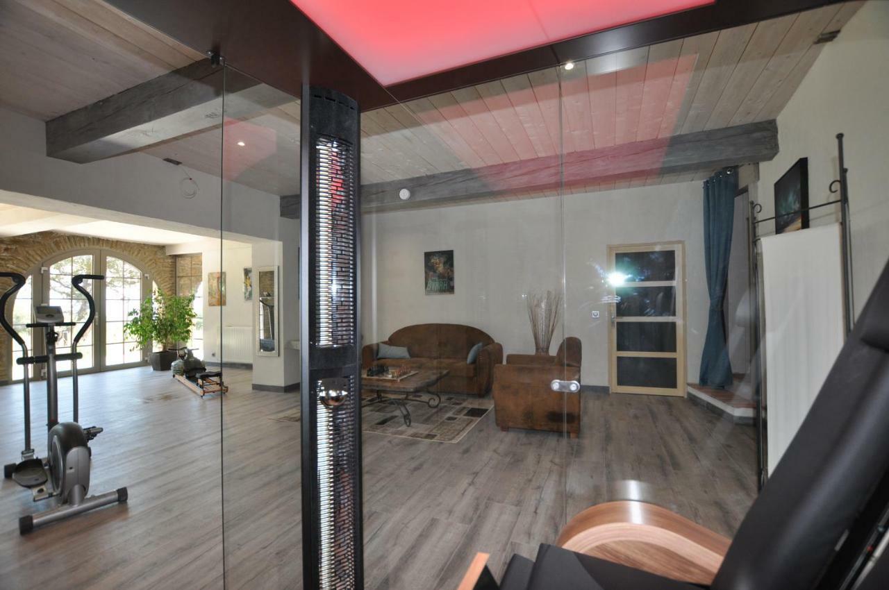 Oms Le Mas Des Colombes Chambres D'Hotes B&B & Spa מראה חיצוני תמונה